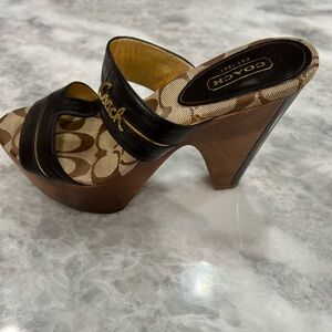 EC. Women’s Coach Chocolate Brown Leather Jonah Calf High Heel Sandal. Size 5.5